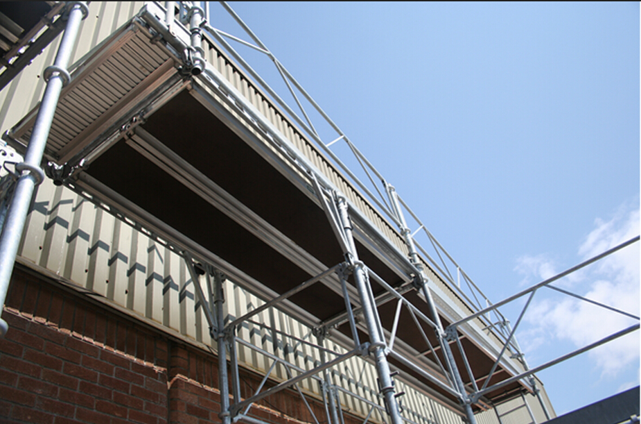 scaffolding planks